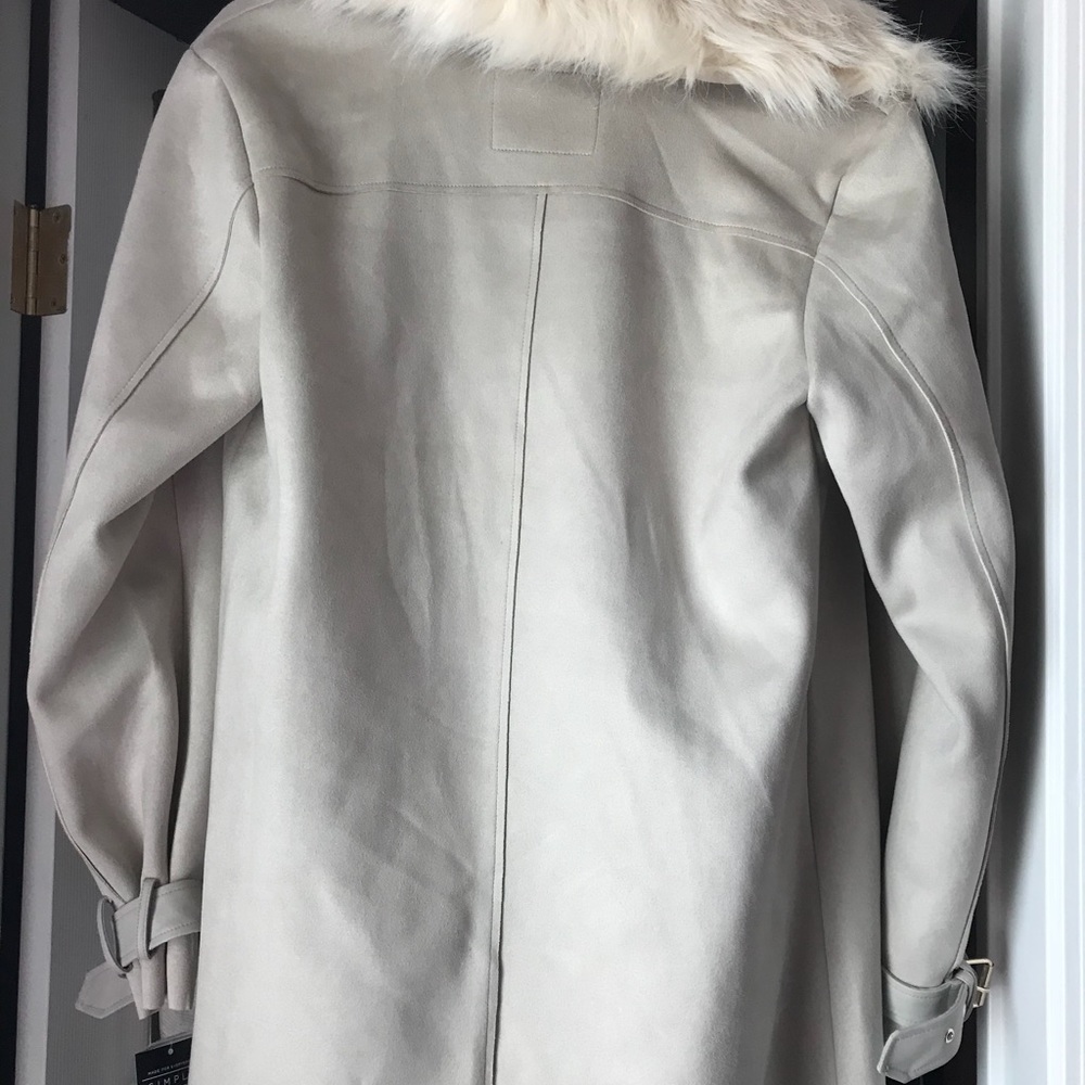 Jacket - Picture 7 of 8